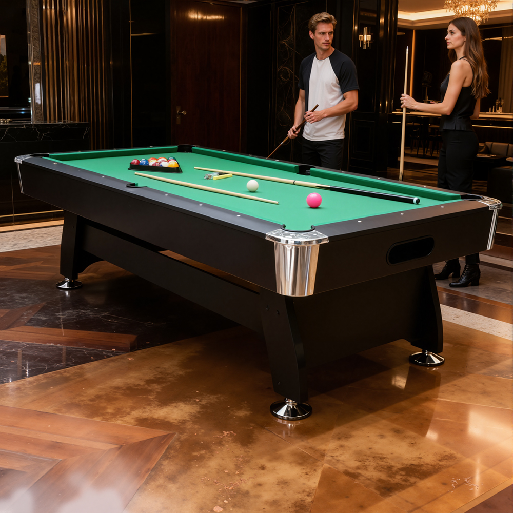 7Ft billiard table（GREEN）,Velvet tablecloth,with accessories